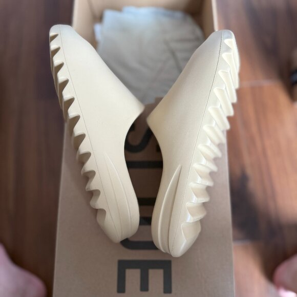 yeezy slide desert sand stockx